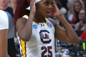 “The disrespect”: College hoops fans react to South Carolina players doing ‘The Macarena’ vs. Indiana in Sweet 16 clash