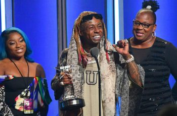 DJ Khaled Makes Personal Delivery of “I Am Hip-Hop” Award to Lil Wayne at BET